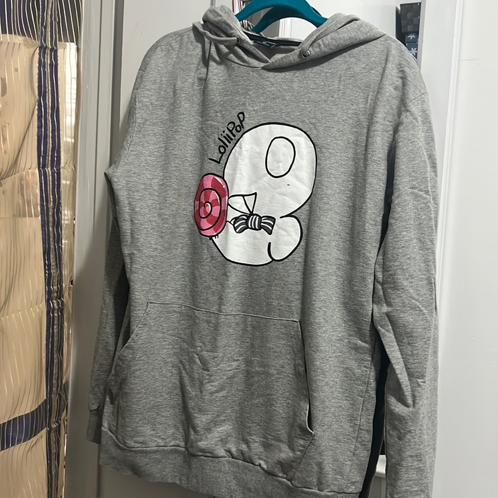 Grey hoodie with cute lollipop sign